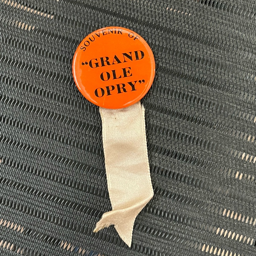 Vtg Grand Ole Opry pin